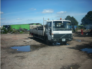 VOLVO flc - Малотоннажный бортовой грузовик