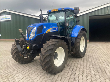 Трактор NEW HOLLAND T6000