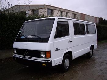 MERCEDES MB100D - Городской автобус