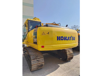 Гусеничный экскаватор KOMATSU PC200-7