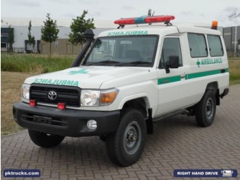 Легковой автомобиль Toyota Land Cruiser HZJ78R (5 Units)