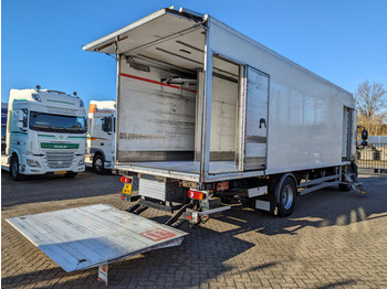 Изотермический грузовик DAF FA CF65.220 4x2 Daycab Euro5 - KoelVriesBak 8m - FrigoBlock - Zijdeuren - Compartimenten - 07/2024 APK (V669): фото 4