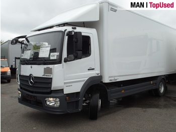 Грузовик с закрытым кузовом Mercedes-Benz 1224L