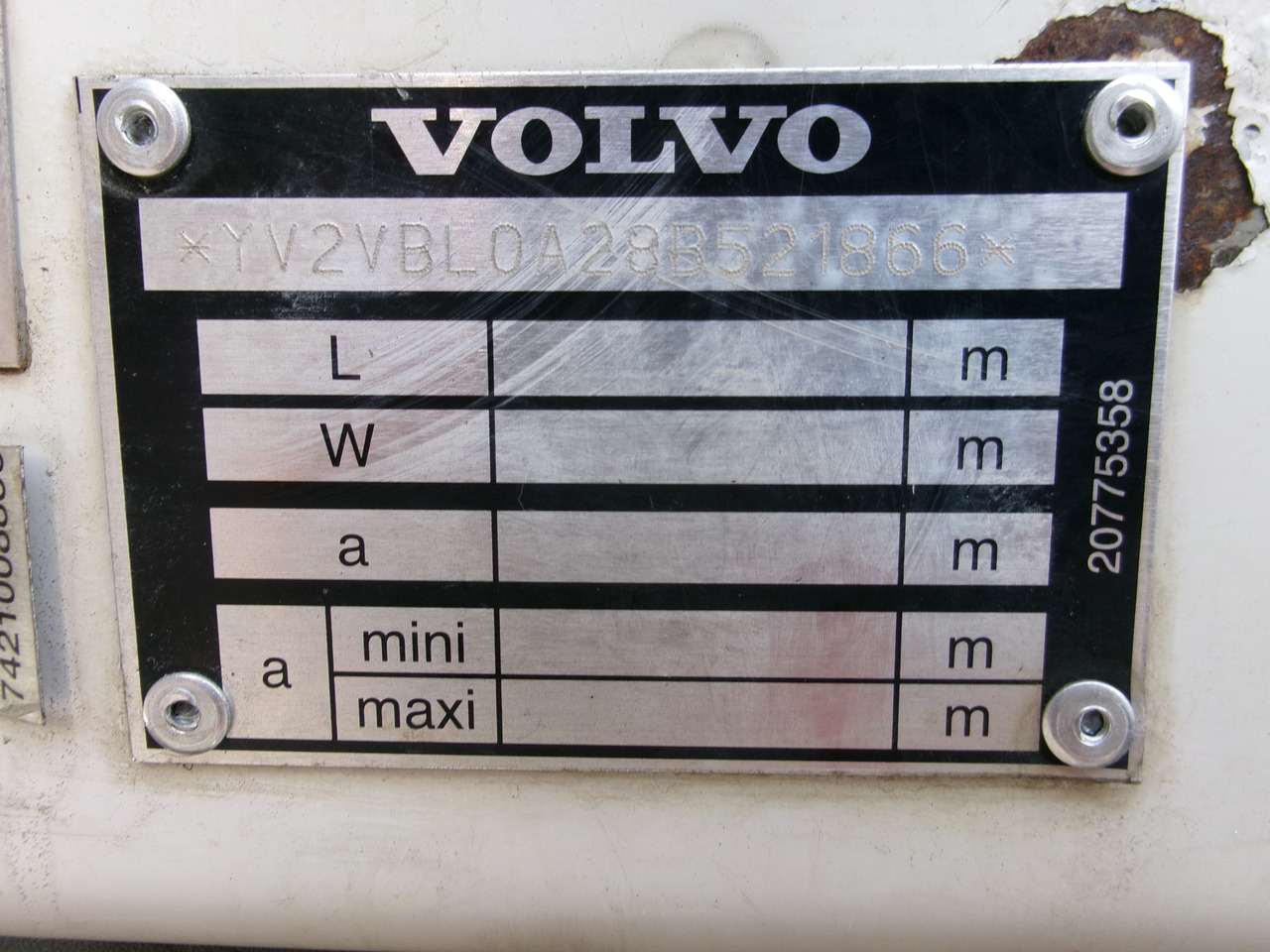 Volvo FE 280 4X2 fuel tank 13.6 m3 / 4 comp / ADR 07/07/24 в лизинг Volvo FE 280 4X2 fuel tank 13.6 m3 / 4 comp / ADR 07/07/24: фото 36
