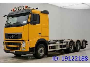Грузовик-контейнеровоз/ Сменный кузов Volvo FH13.400 - 8X4: фото 1