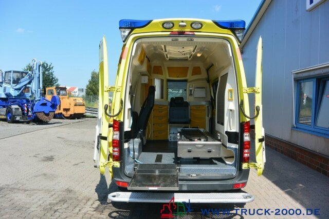 Машина скорой помощи Mercedes-Benz Sprinter 316 RTW Ambulance Mobile Delfis Rettung: фото 3
