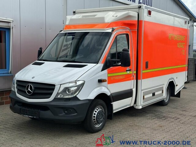 Машина скорой помощи Mercedes-Benz Sprinter 519 CDI RTW Rettung Krankenwagen 124TKM: фото 15