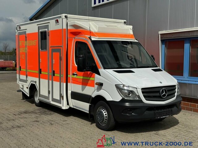 Машина скорой помощи Mercedes-Benz Sprinter 519 CDI RTW Rettung Krankenwagen 124TKM: фото 2