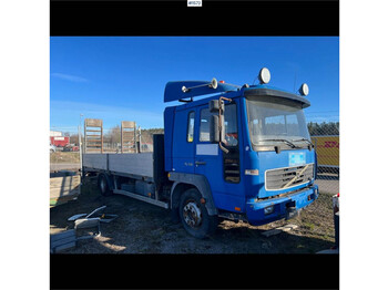 Эвакуатор Volvo FL6 220 Flatbed truck with ramps: фото 1
