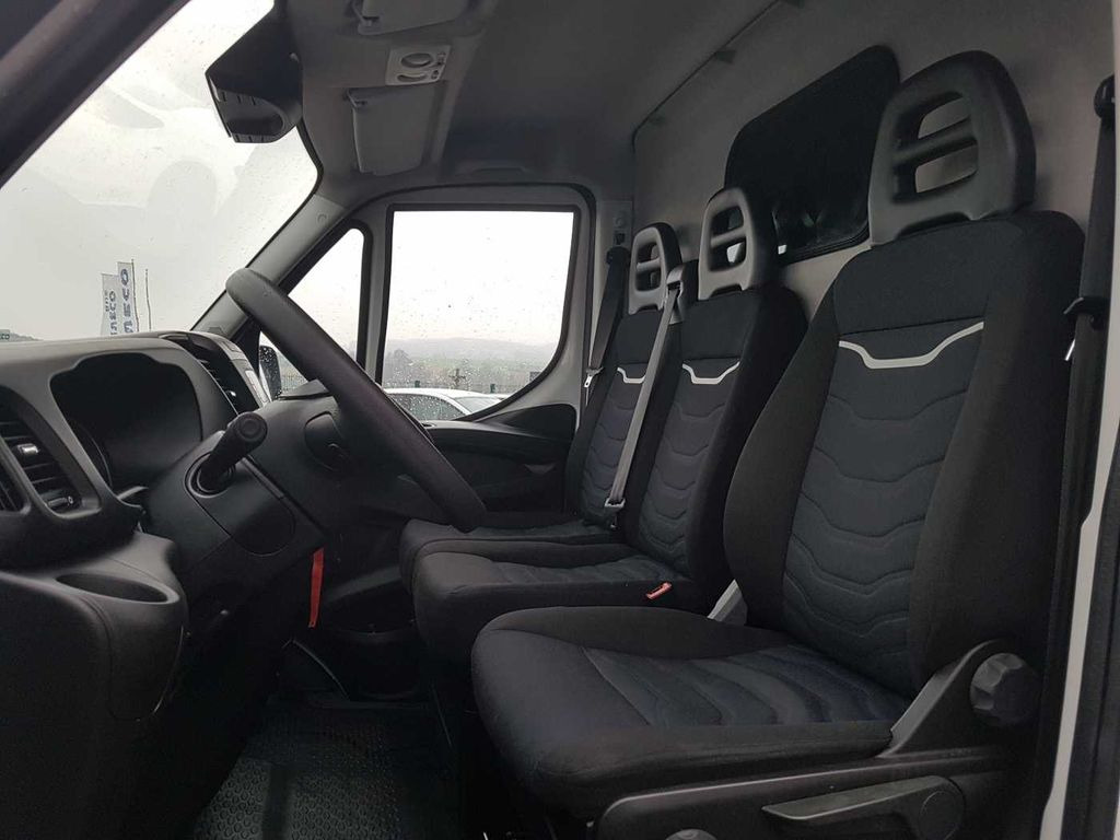 Цельнометаллический фургон Iveco Daily 35 S16 A8 V *Klima*Automatik*L4.100mm*: фото 9