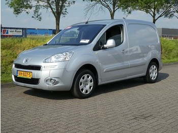 Цельнометаллический фургон Peugeot Partner 1.6 HDI NAVT metallic, navi, airc: фото 1
