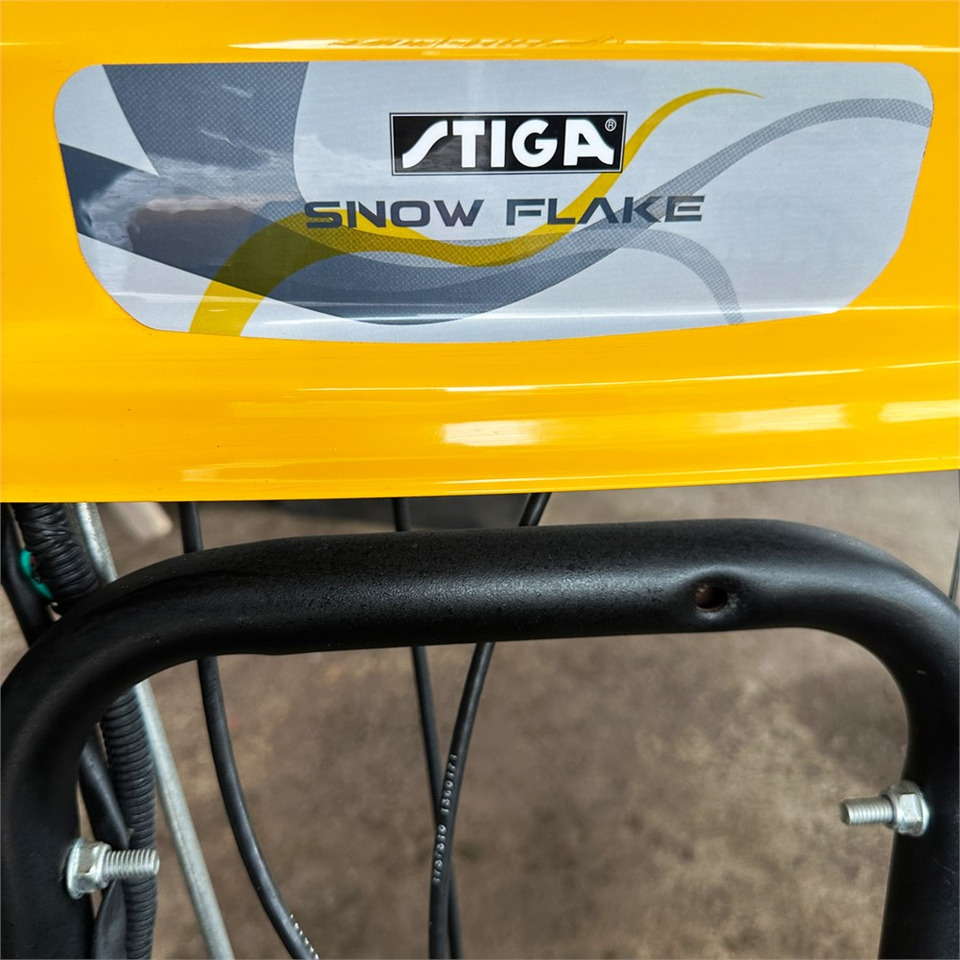 Роторный снегоочиститель Stiga Snow Flake 18-2829-32: фото 16