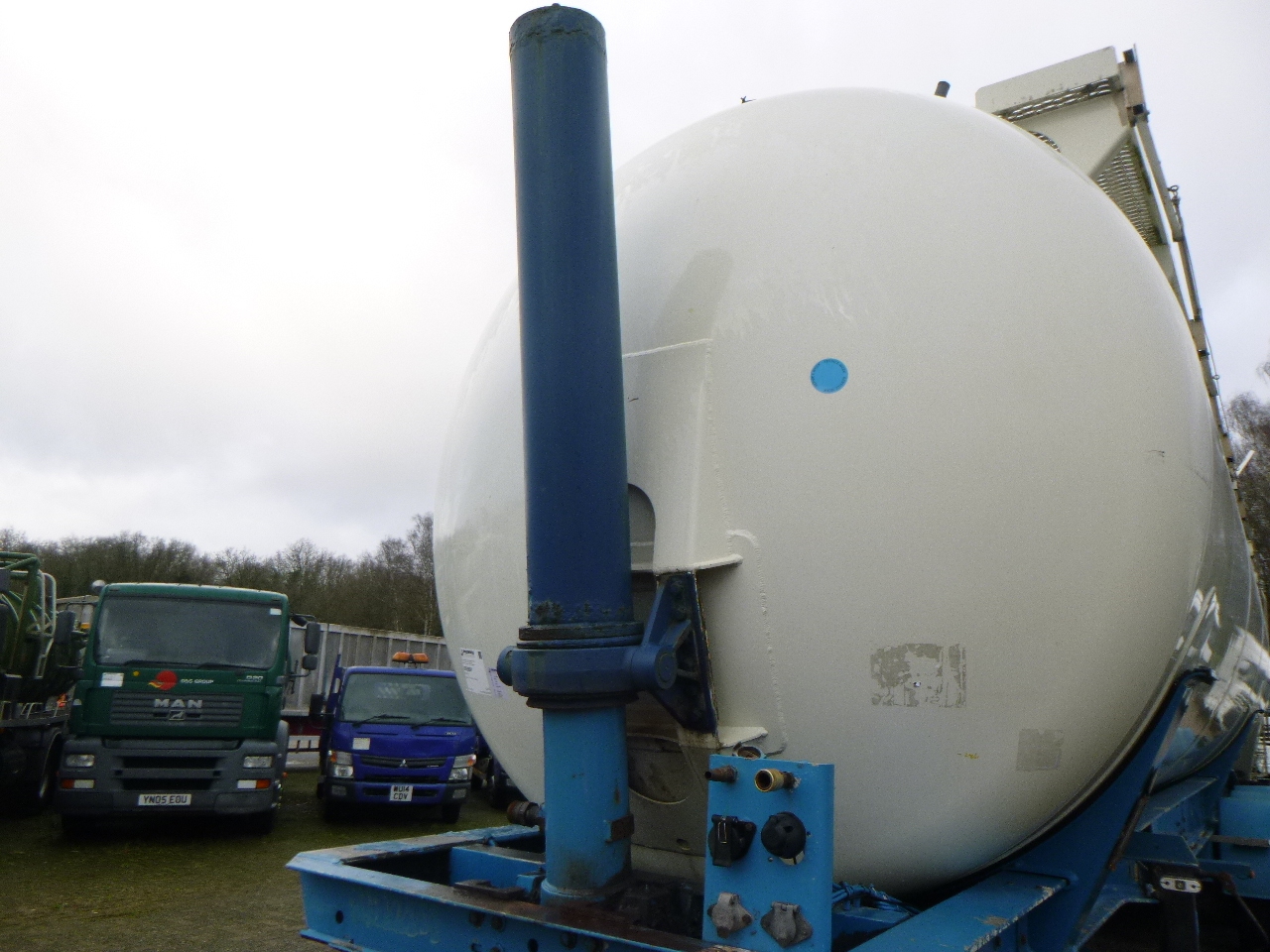Полуприцеп-цистерна для транспортировки муки Feldbinder Powder tank alu 60 m3 (tipping): фото 14