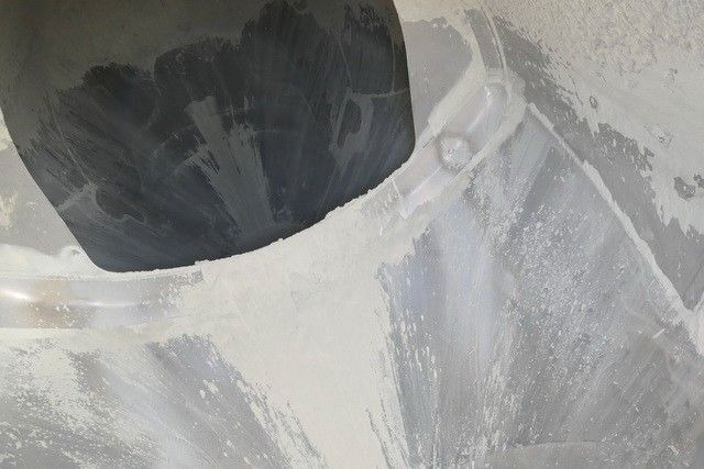 Полуприцеп цистерна для сыпучих грузов Spitzer SF 2737/2P, gelenkt, Zement, 37m³, Alu-Felgen: фото 13