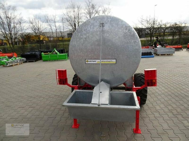 Новый Прицеп-цистерна, Сельскохозяйственный прицеп Vemac Wasserfass 2000 Liter Wassertank Wasserwagen NEU: фото 2