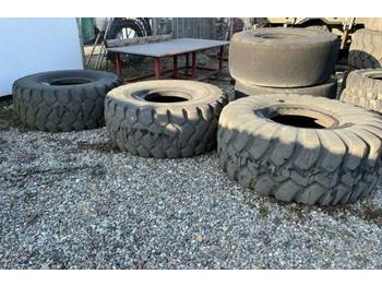Колёсный погрузчик Caterpillar 966 970 972 Reifen Tyres 26.5R25: фото 1