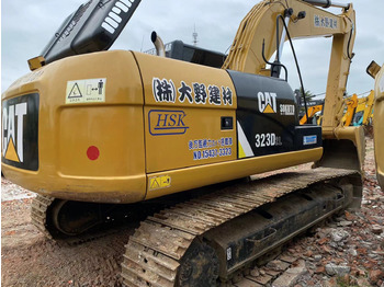 Гусеничный экскаватор Caterpillar good condition CAT323d2l japan excavator for sale: фото 2