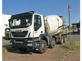 Автобетоносмеситель Iveco Trakker 410 EEV 8x4 Liebherr 9 cbm Euro 5 EEV: фото 1