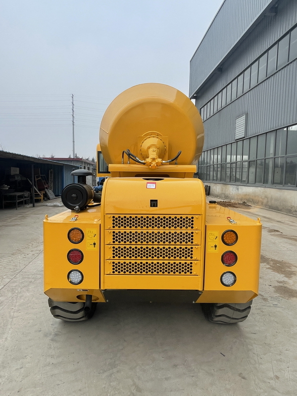 Новый Автобетоносмеситель QINGDAO PROMISING 3.5CBM Concrete Mixer Truck with Self-Loading Bucket CML350: фото 4