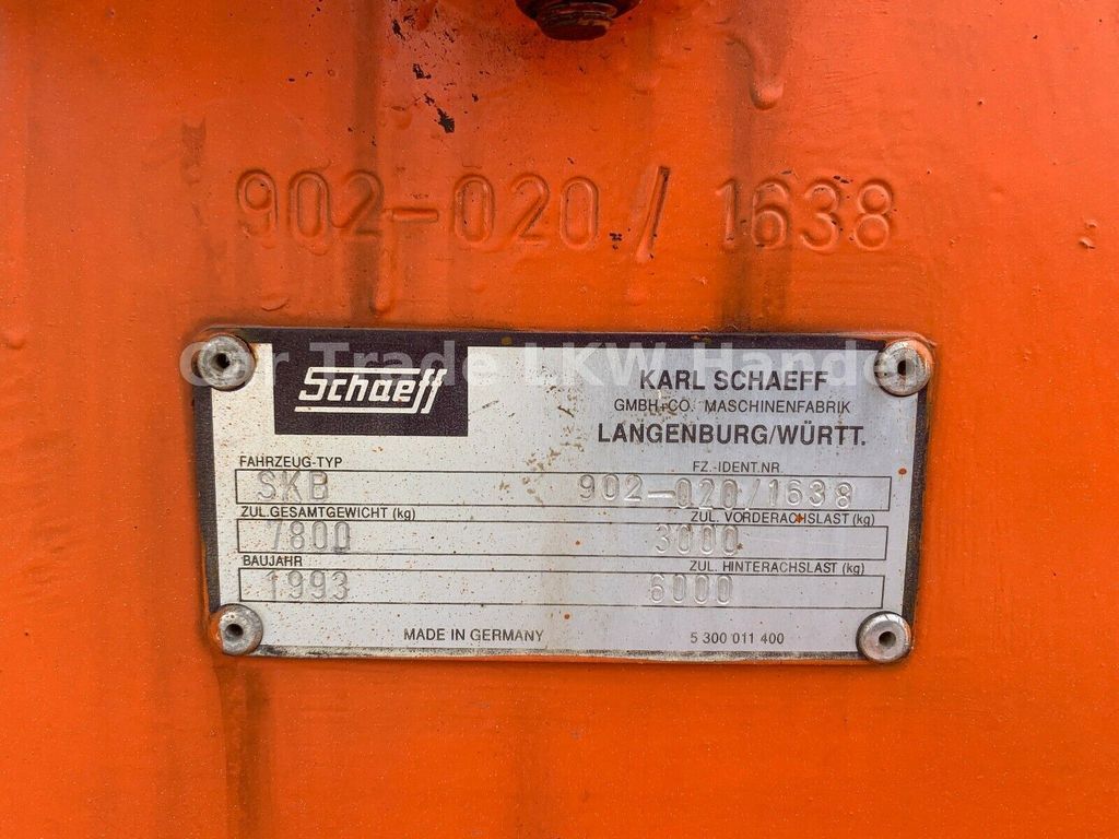 Экскаватор-погрузчик Schaeff SKB 902: фото 6