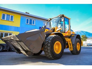 Колёсный погрузчик VOLVO L90H