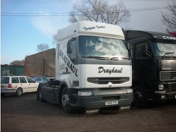 RENAULT 385 - Тягач