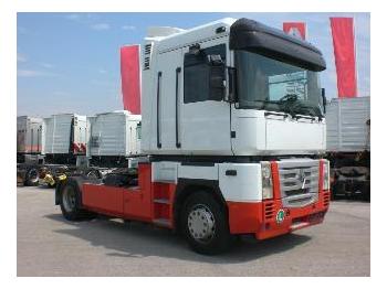 Renault Magnum / 480 - Тягач