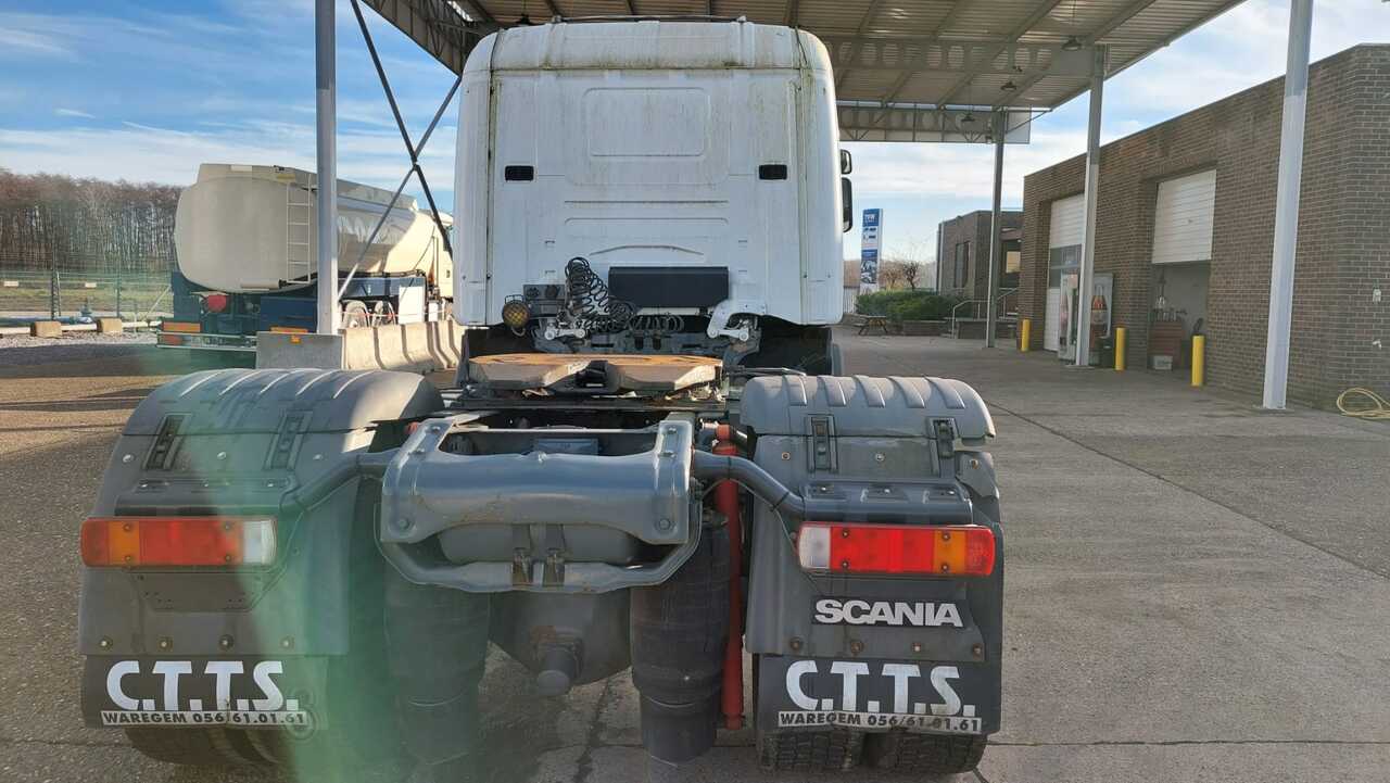 Тягач Scania R380: фото 7