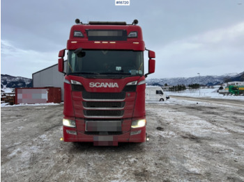 Тягач Scania S500: фото 3