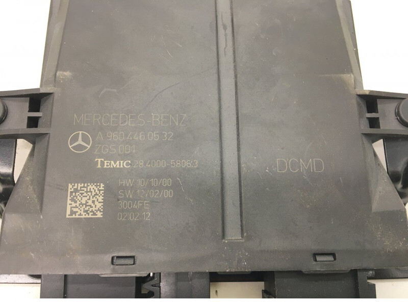 Блок управления Mercedes-Benz Actros MP4 2551 (01.13-): фото 6