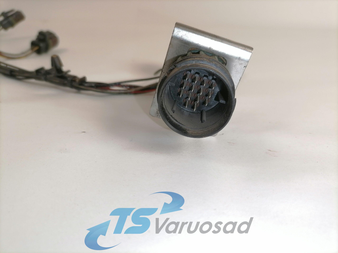 Распределитель впрыска для Грузовиков Volvo Injector wiring 22193671: фото 3