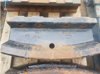 New Holland Tm, Ts, 60 Series Main Weight Carrier Block 82026907, 82014593 - Противовес: фото 3