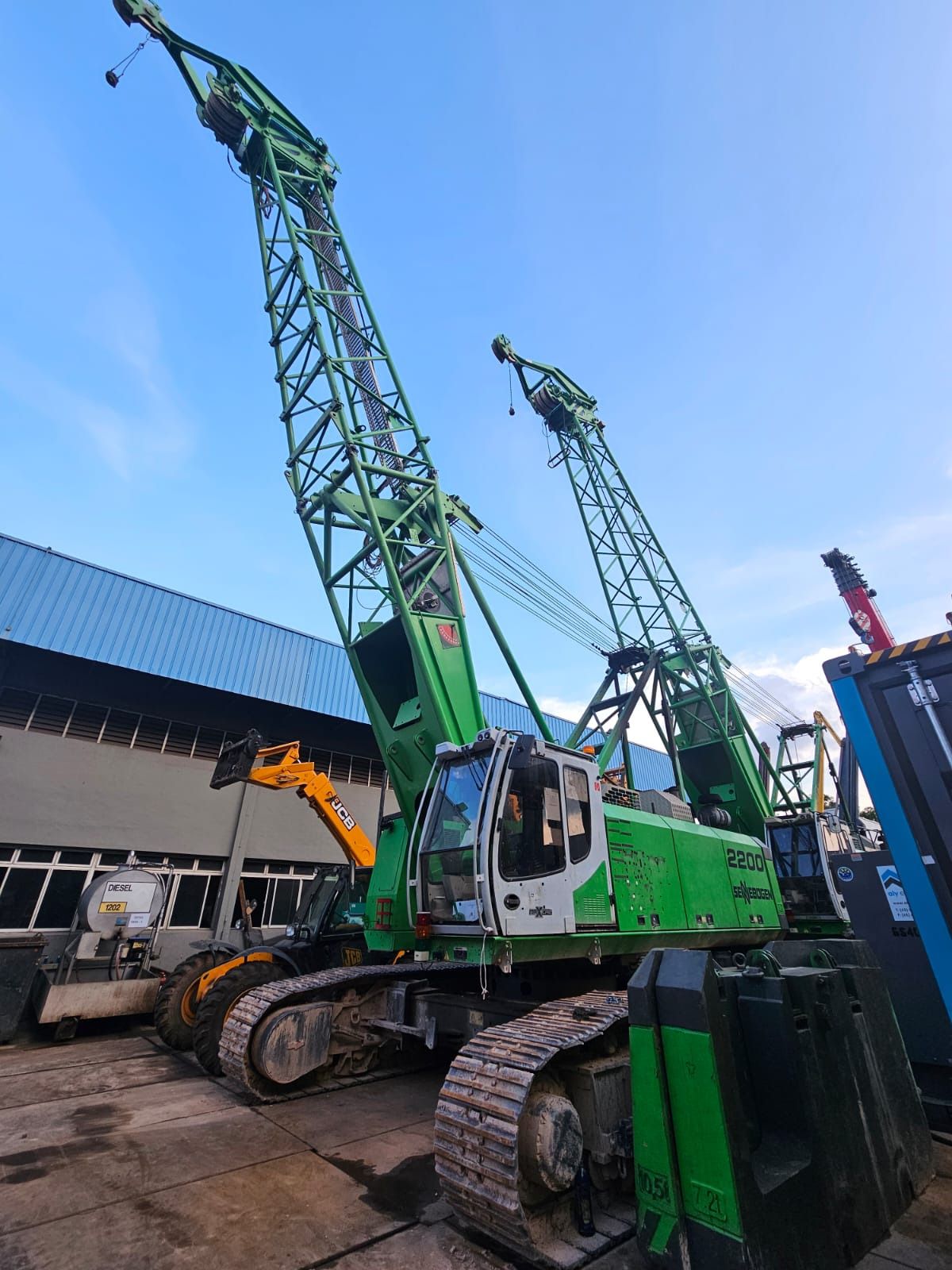 PVE CRANE RENTAL B.V. undefined: фото 3