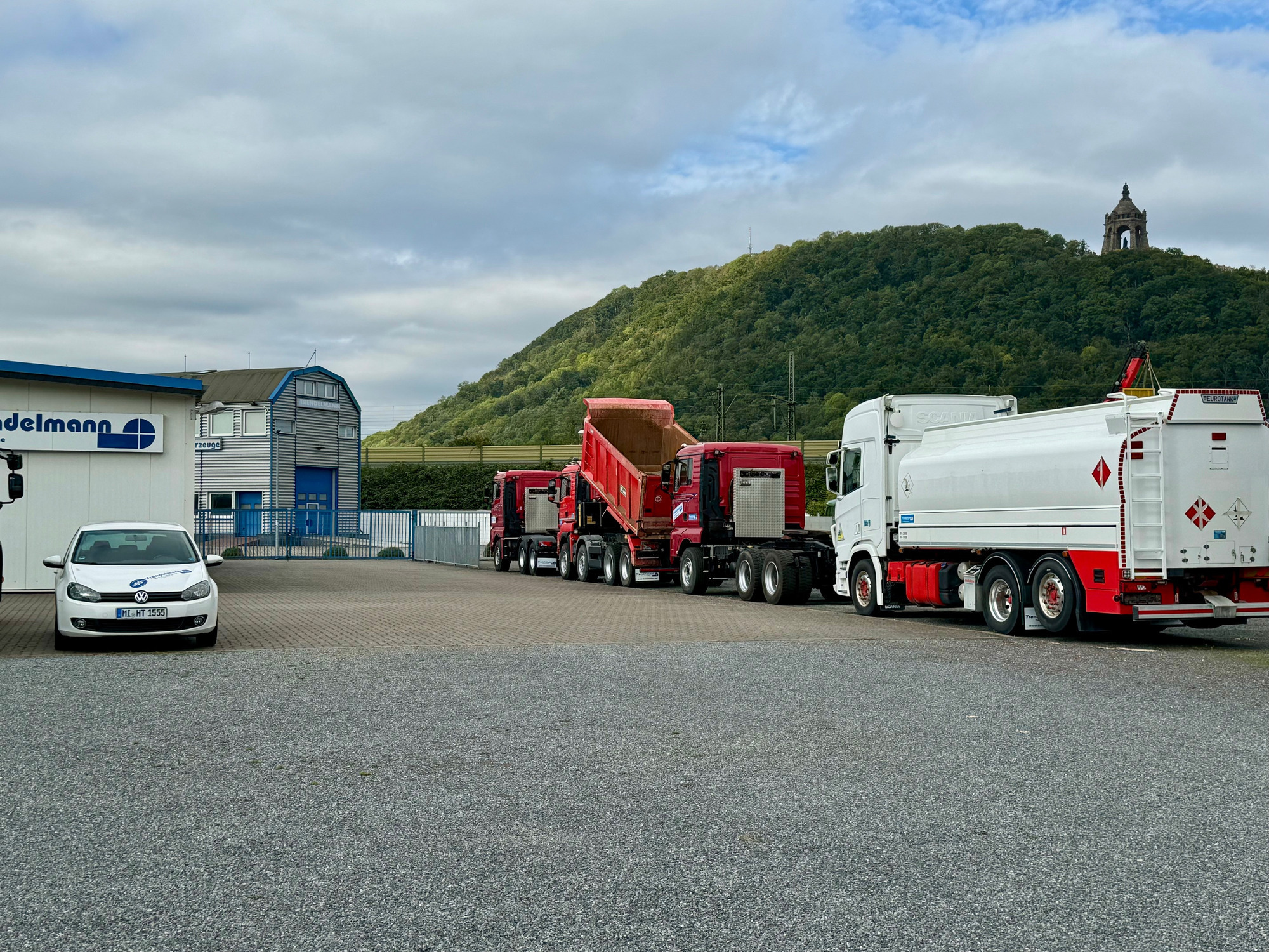 Annette Trendelmann Truck GmbH - объявления о продаже undefined: фото 1