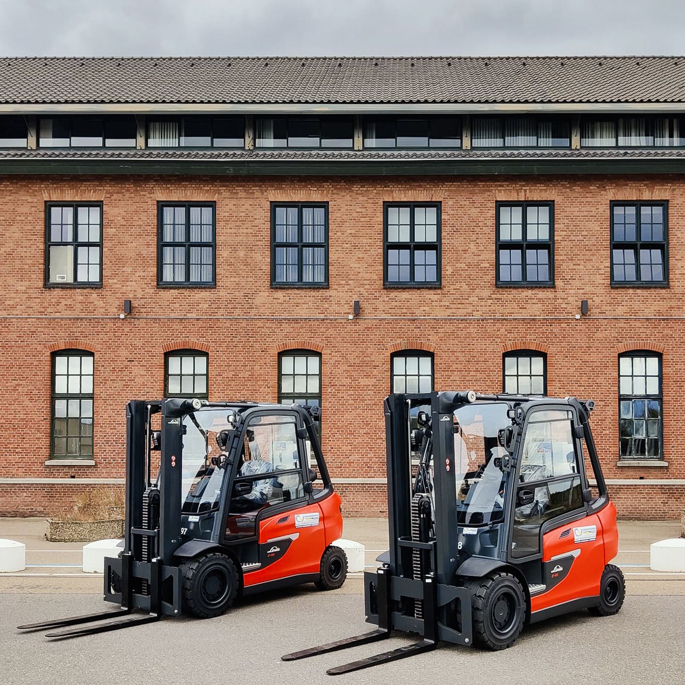 Van Deurzen Heftrucks  undefined: фото 7