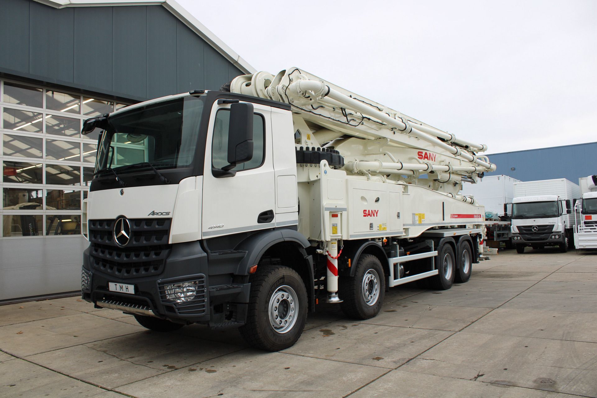 TMH Trucks undefined: фото 14