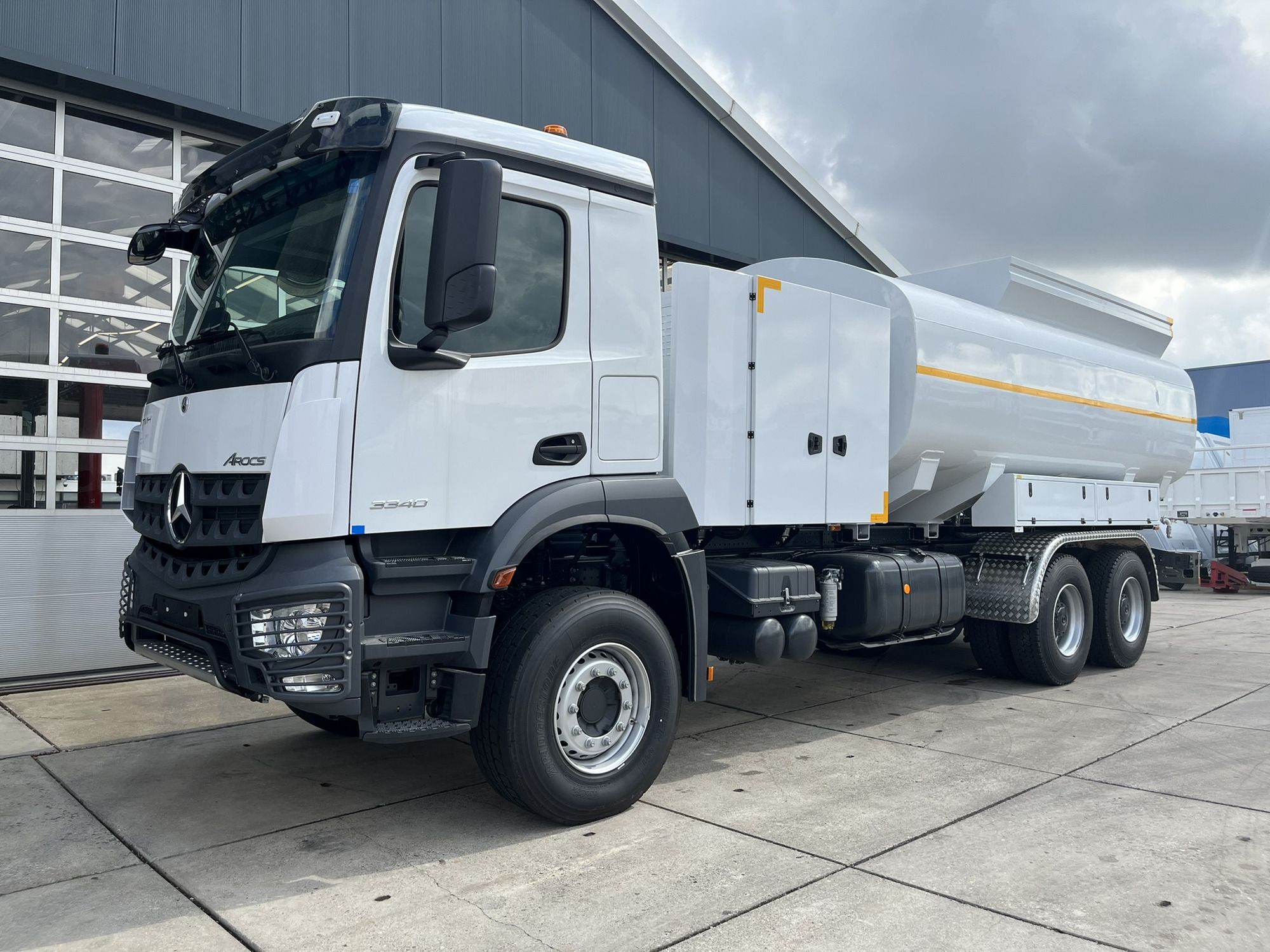 TMH Trucks undefined: фото 5