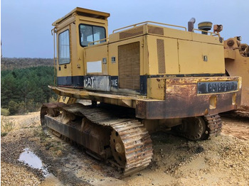 Гусеничный экскаватор CATERPILLAR