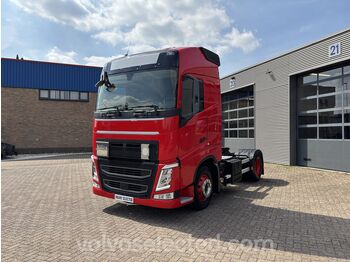 Тягач VOLVO FH