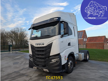 Тягач IVECO S-WAY