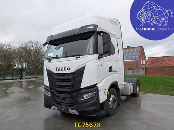 Тягач IVECO S-WAY