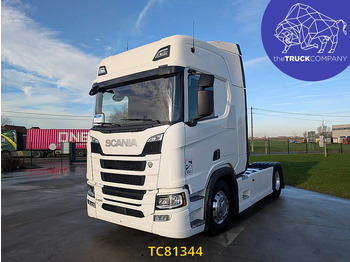 Тягач SCANIA R 450