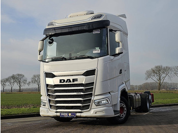 Грузовик-контейнеровоз/ Сменный кузов DAF XG 480
