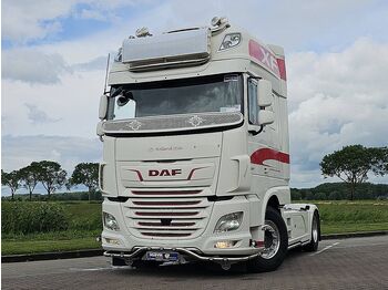 Тягач DAF XF 530