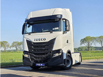 Тягач IVECO S-WAY