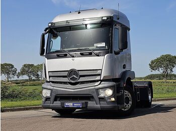 Тягач MERCEDES-BENZ Actros 1843
