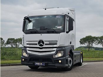 Тягач MERCEDES-BENZ Actros 1845