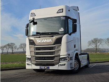 Тягач SCANIA R 460