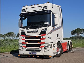 Тягач SCANIA R 520