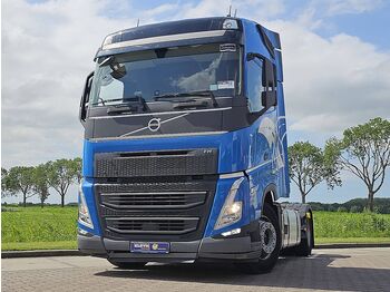Тягач VOLVO FH 460